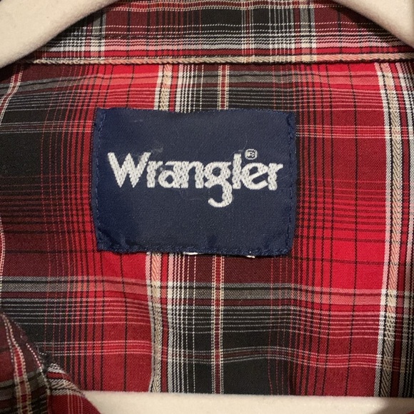 Wrangler button down - Picture 2 of 4